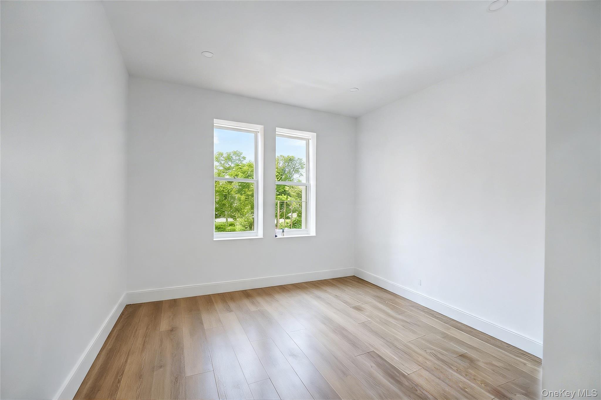 Single Family 37th Avenue  Queens, NY 11368, MLS-1032789-9