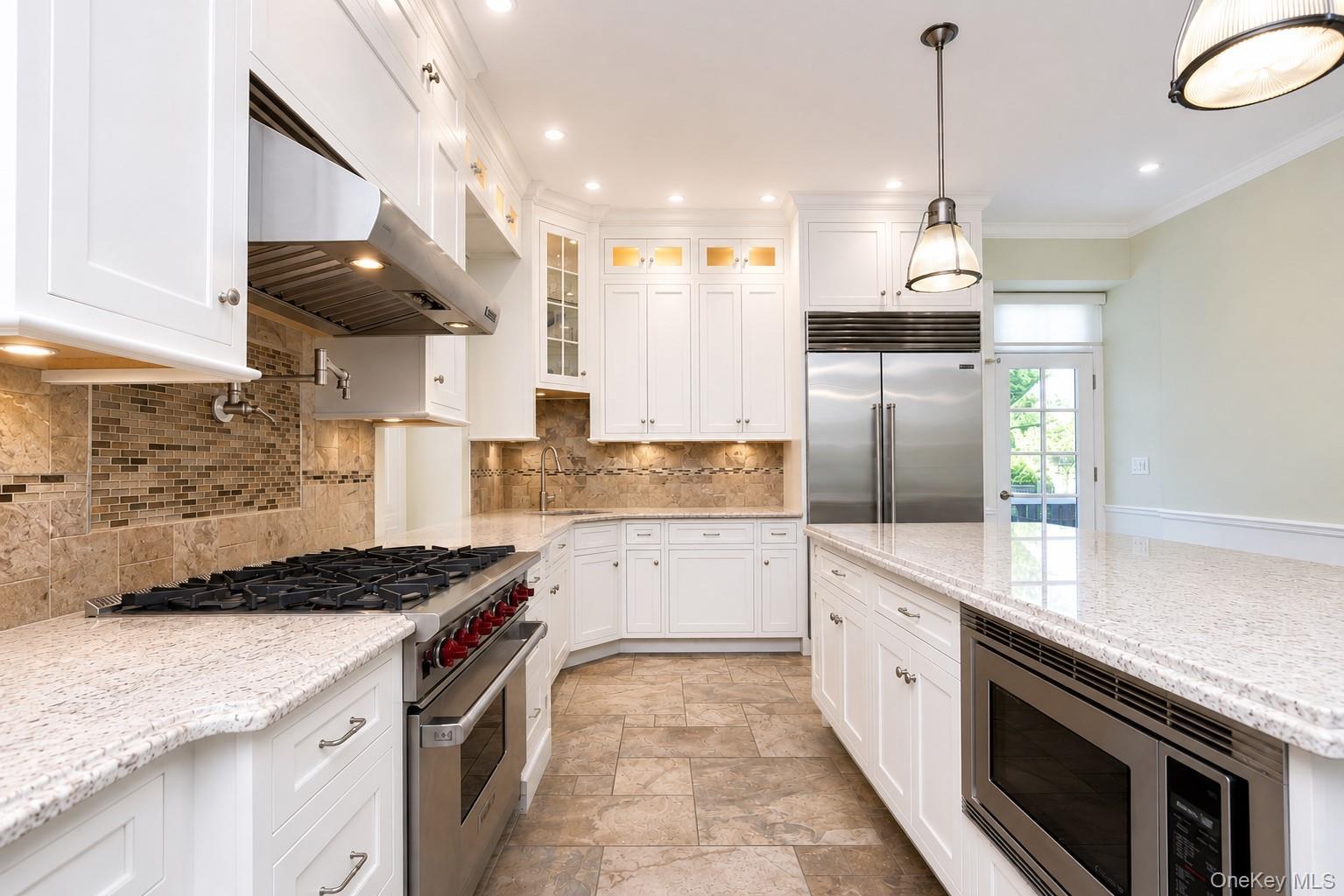 Single Family Flagg Court Staten Island, NY 10304, MLS-1032793-19