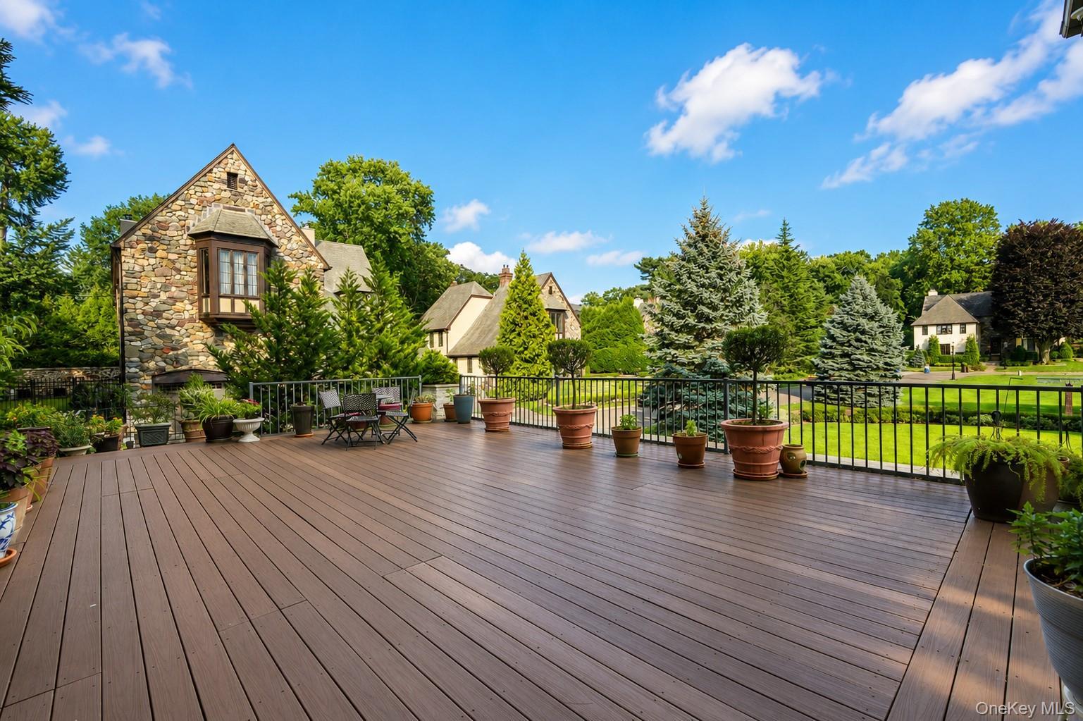 Single Family Flagg Court Staten Island, NY 10304, MLS-1032793-21