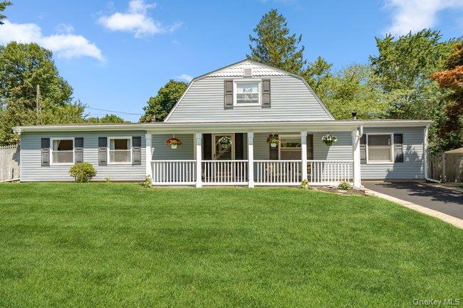 Single Family Grendon Lane  Suffolk County, NY 11738, MLS-1032807-2