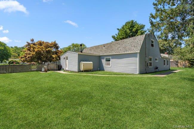 Single Family Grendon Lane  Suffolk County, NY 11738, MLS-1032807-33