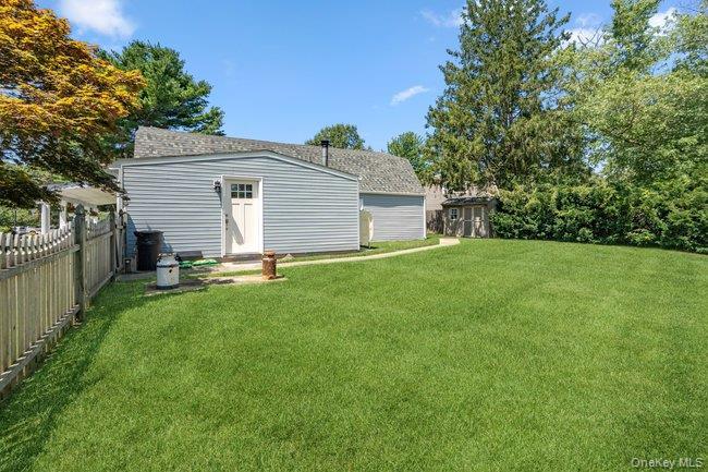Single Family Grendon Lane  Suffolk County, NY 11738, MLS-1032807-34