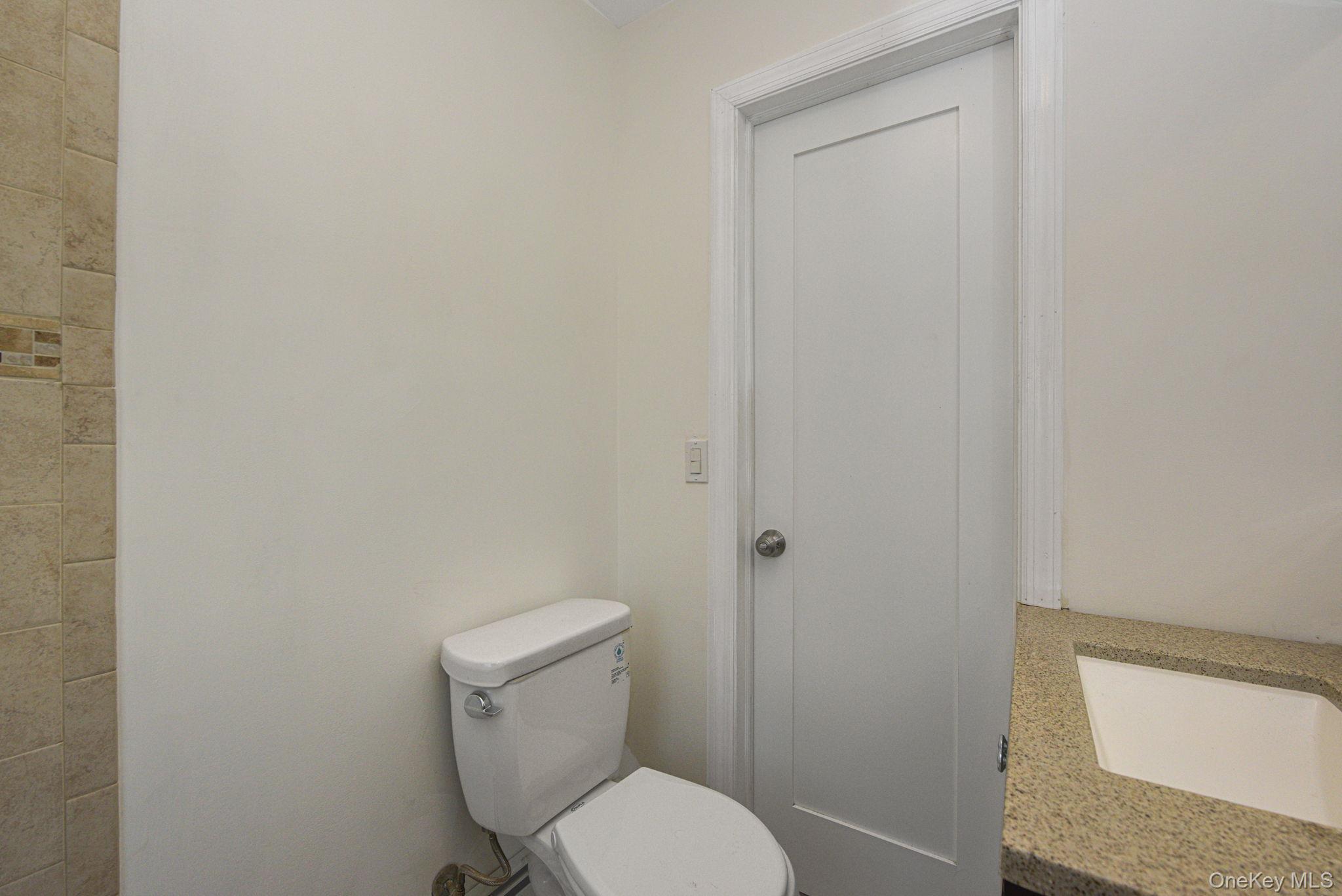 Single Family Glenna Little Trail  Suffolk County, NY 11743, MLS-1032810-11