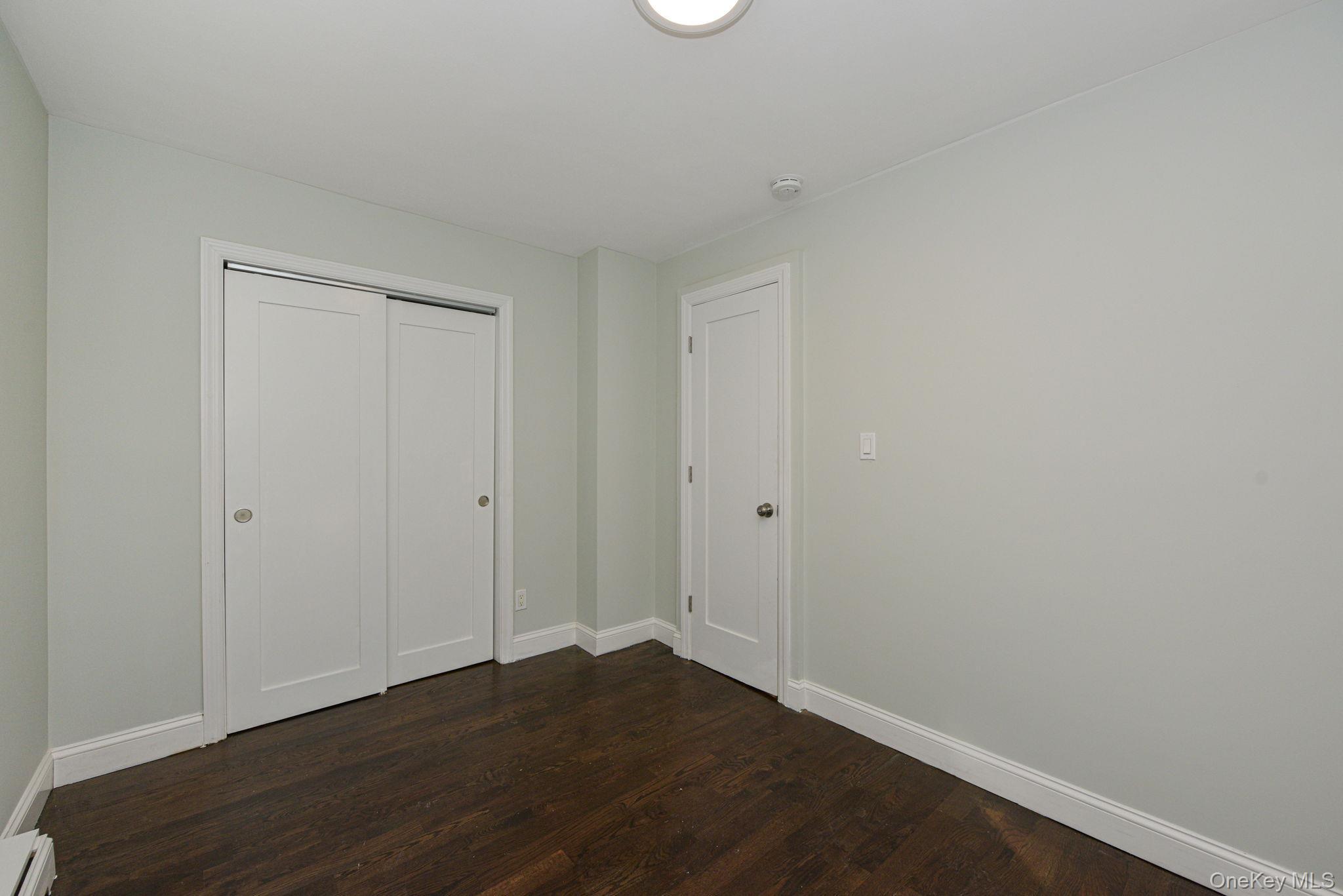 Single Family Glenna Little Trail  Suffolk County, NY 11743, MLS-1032810-13