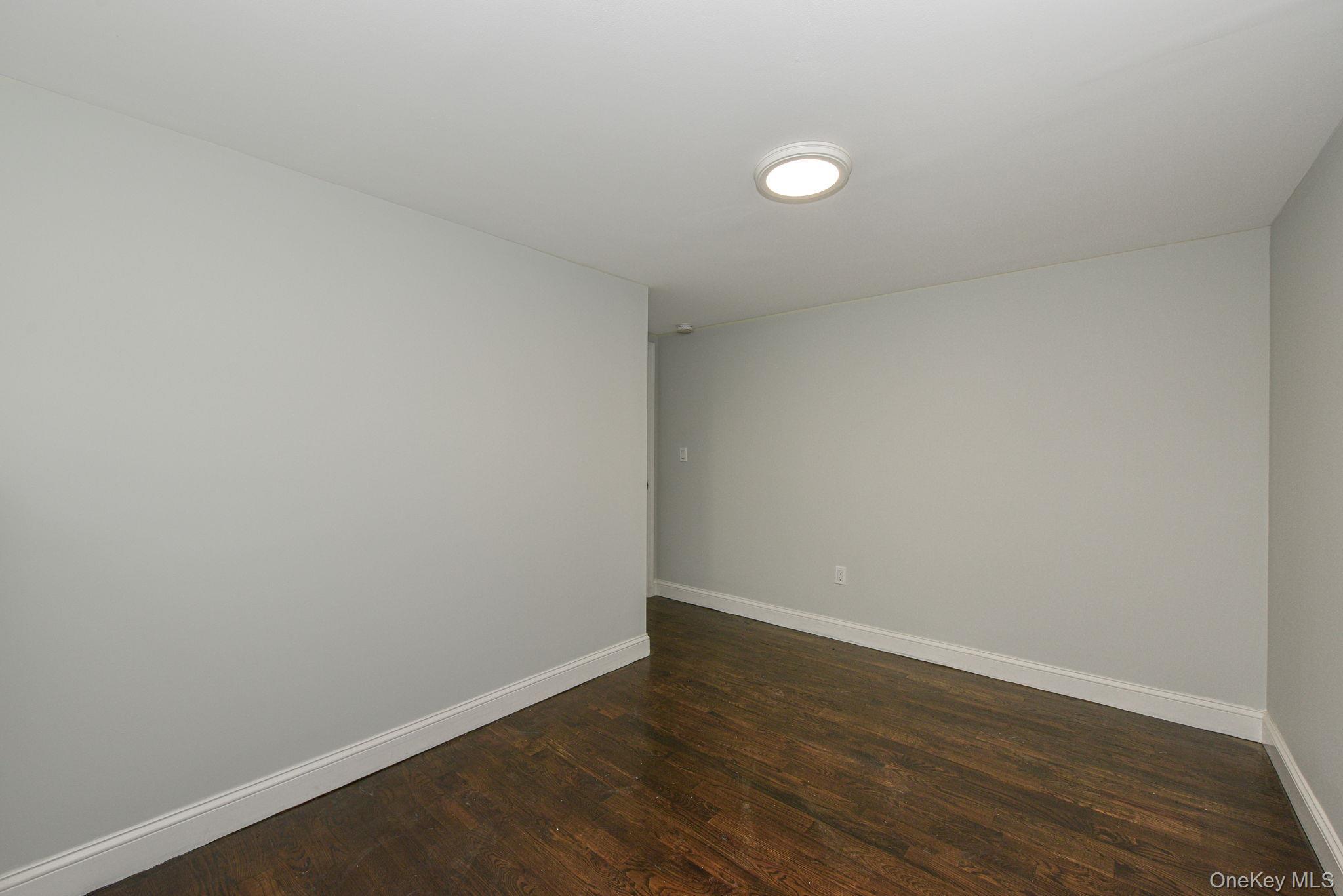Single Family Glenna Little Trail  Suffolk County, NY 11743, MLS-1032810-21