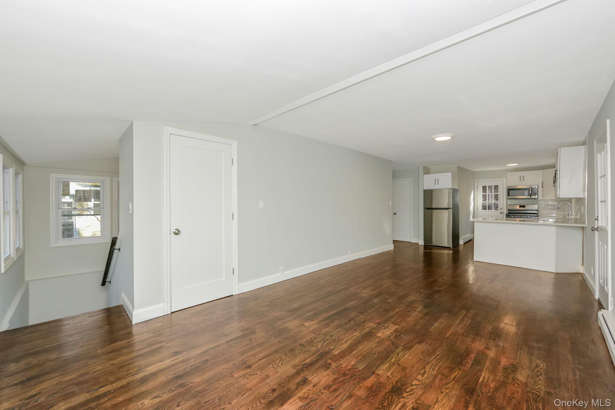 Single Family Glenna Little Trail  Suffolk County, NY 11743, MLS-1032810-4