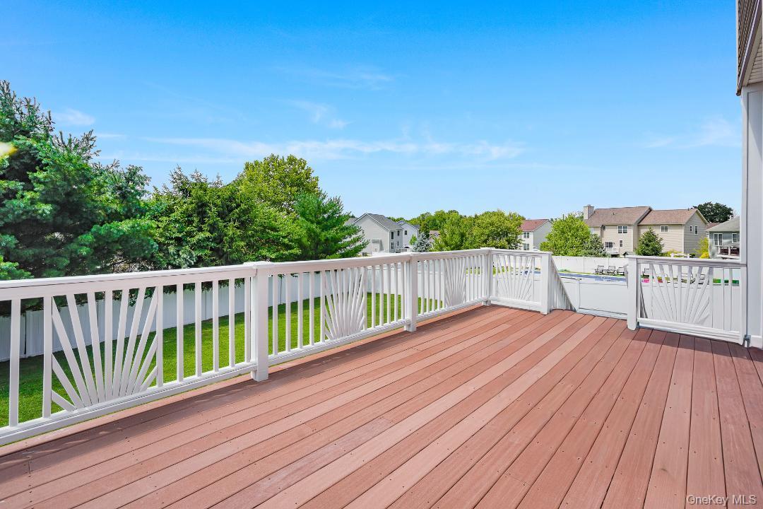 Single Family Thames Road Dutchess County, NY 12603, MLS-1032830-27