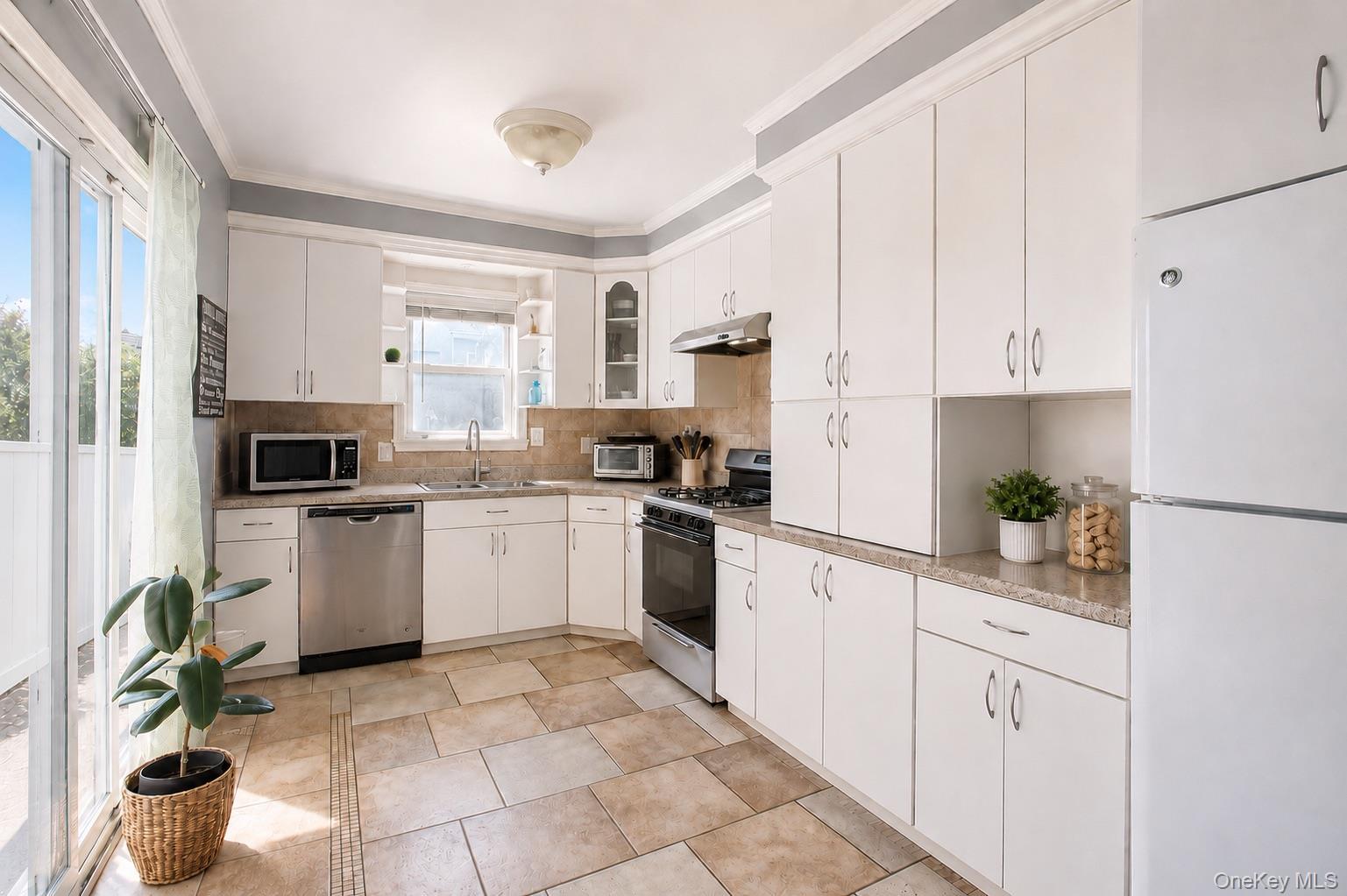 Single Family 80th Street Queens, NY 11385, MLS-1032842-7