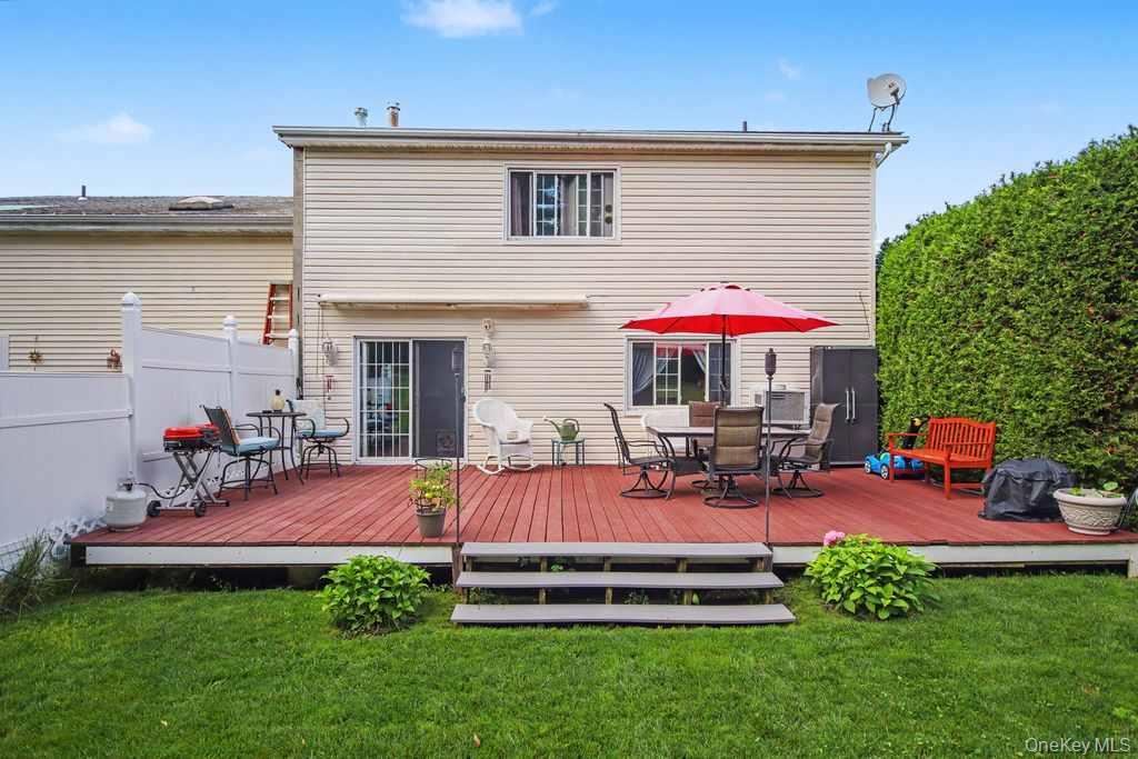 Single Family Fieldstone Boulevard  Dutchess County, NY 12590, MLS-1032852-32