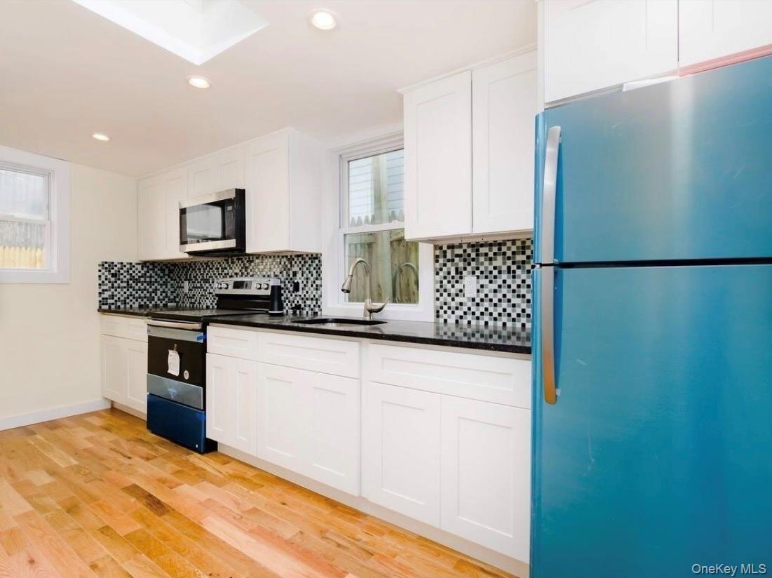 Single Family Cyrus Avenue  Brooklyn, NY 11229, MLS-1032868-3