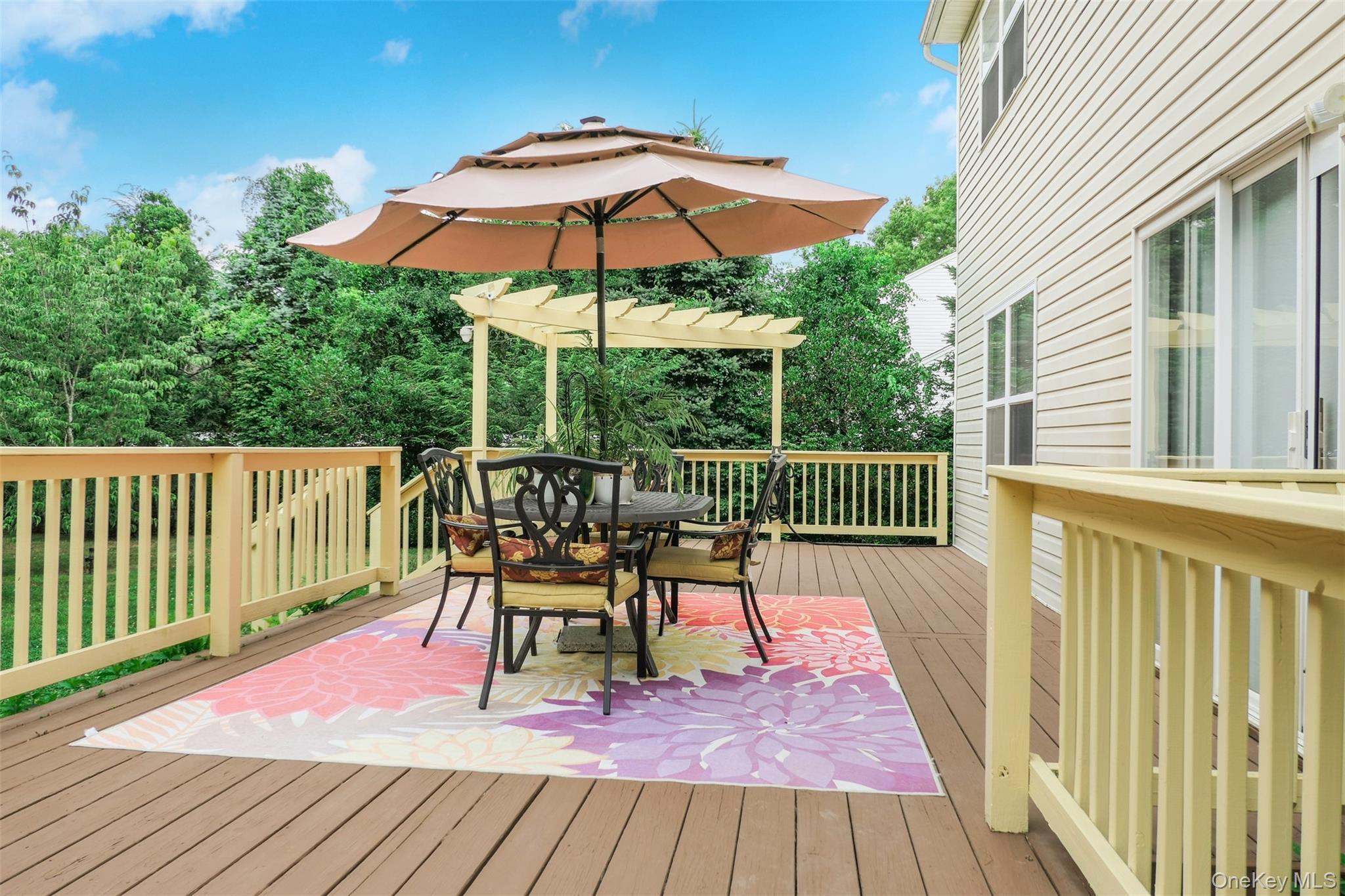 Single Family Southaven Drive Suffolk County, NY 11719, MLS-1032898-33