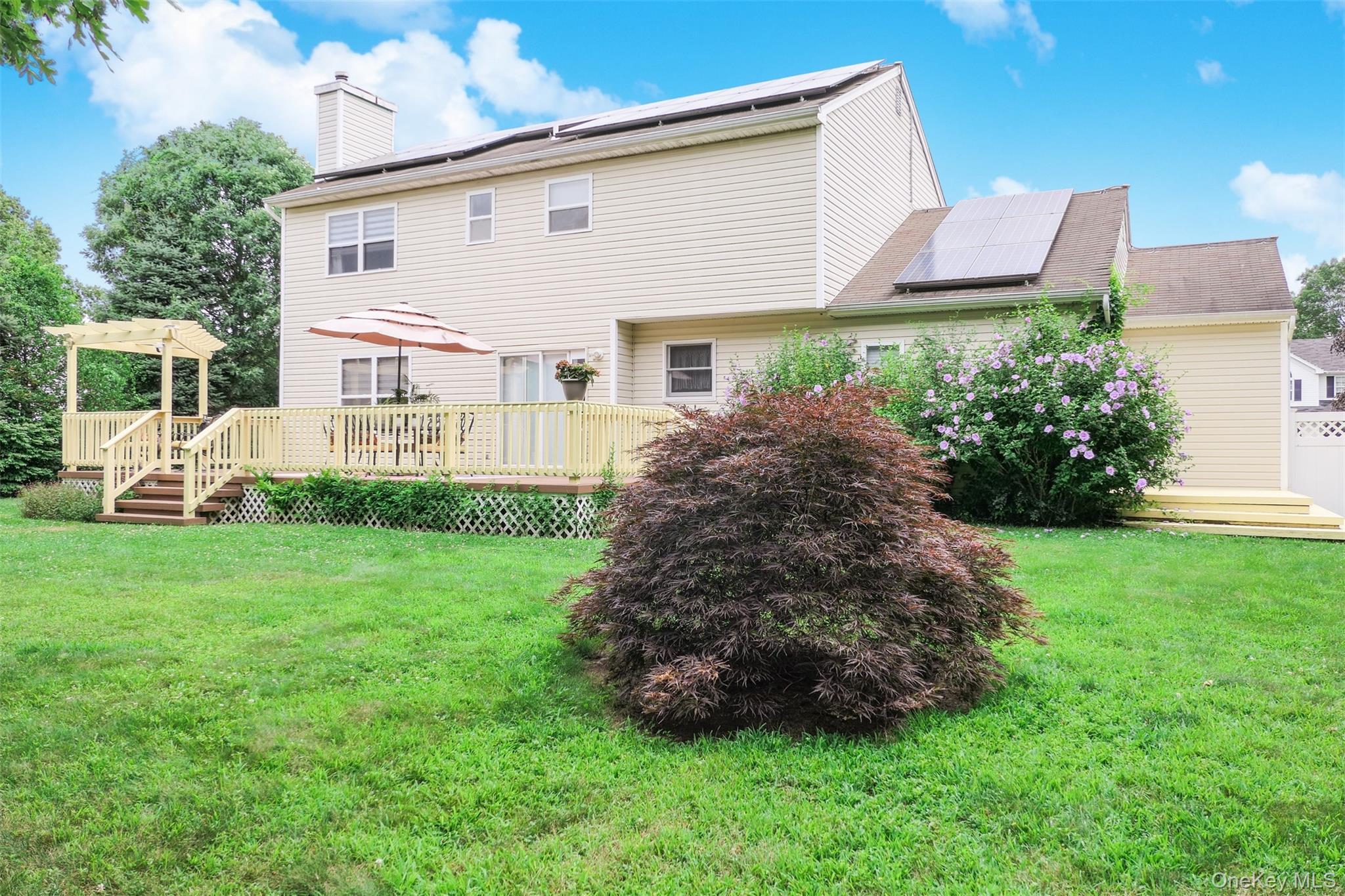 Single Family Southaven Drive Suffolk County, NY 11719, MLS-1032898-35