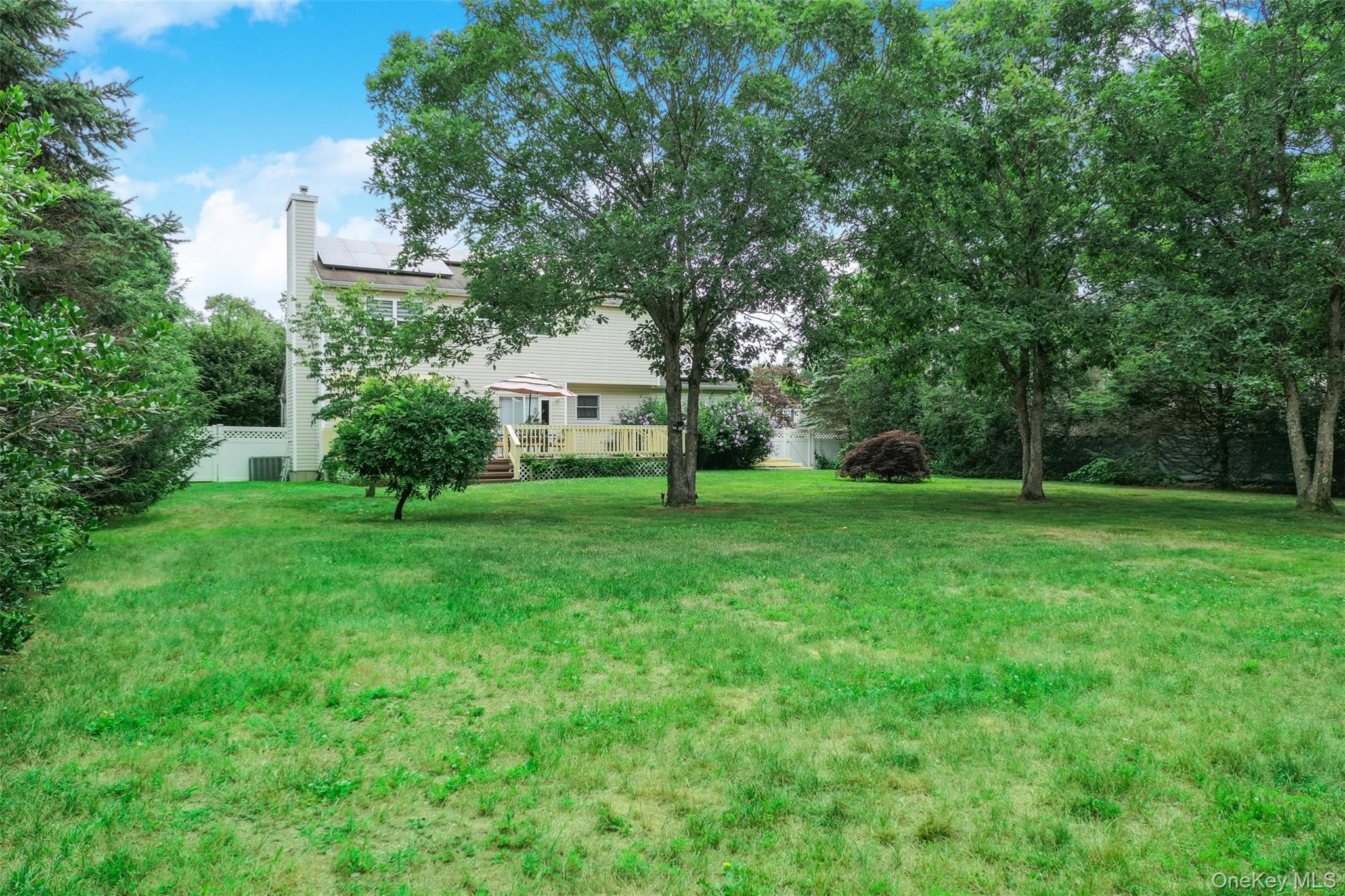 Single Family Southaven Drive Suffolk County, NY 11719, MLS-1032898-37