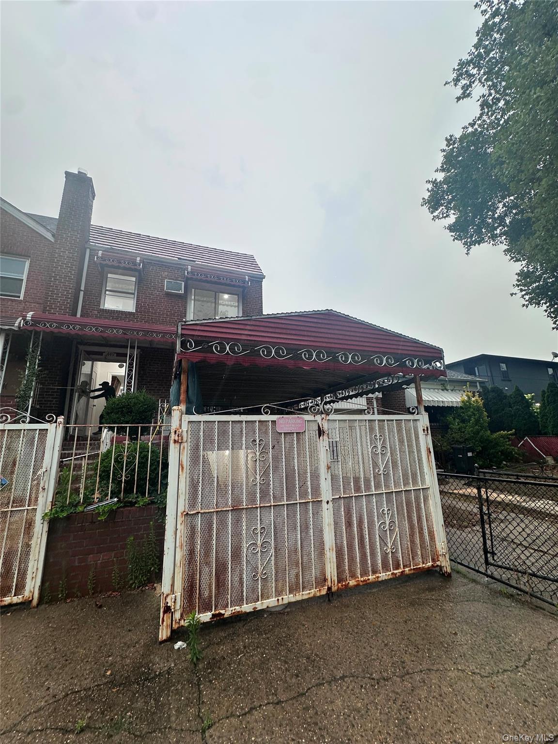 Single Family 92nd Street  Queens, NY 11369, MLS-1032908-21