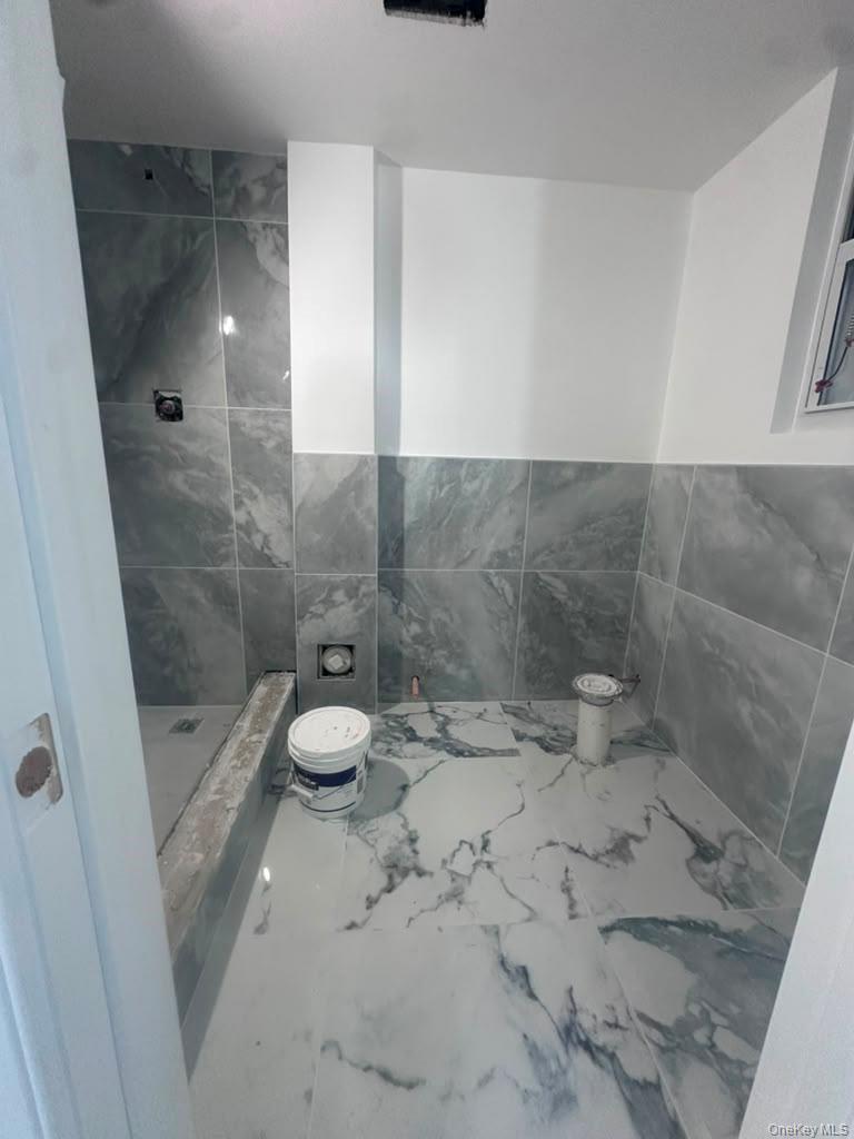Single Family 92nd Street Queens, NY 11369, MLS-1032908-8