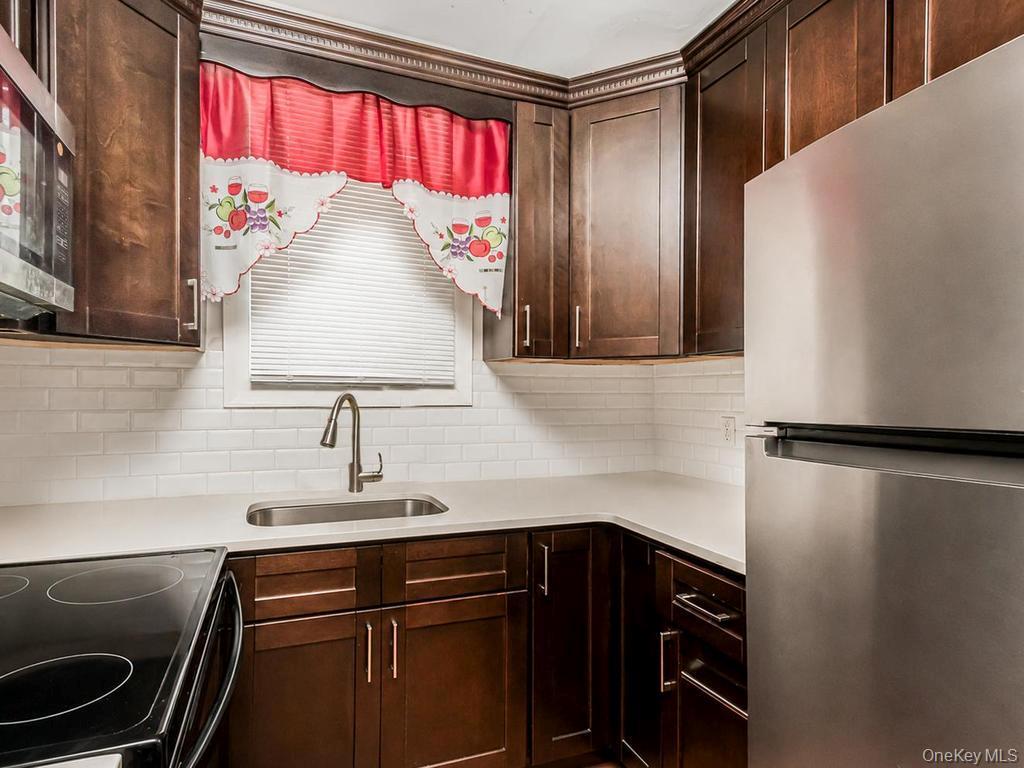 Single Family Williamsbridge Road Bronx, NY 10467, MLS-1032916-2