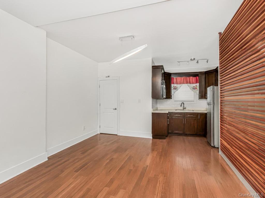 Single Family Williamsbridge Road Bronx, NY 10467, MLS-1032916-3