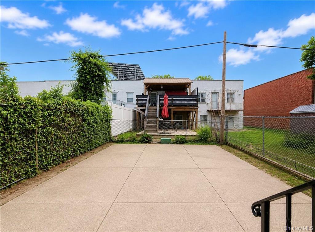 Single Family E 98th Street  Brooklyn, NY 11236, MLS-1032923-23