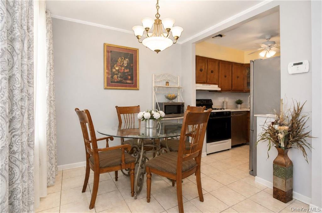 Single Family E 98th Street Brooklyn, NY 11236, MLS-1032923-8