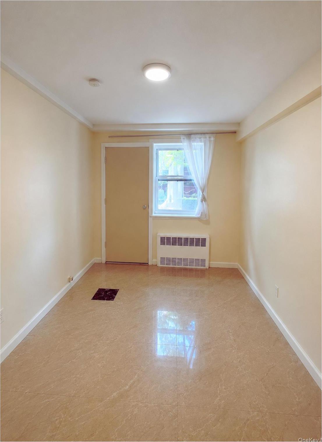 Apartment Wetherole Street  Queens, NY 11374, MLS-1032927-4