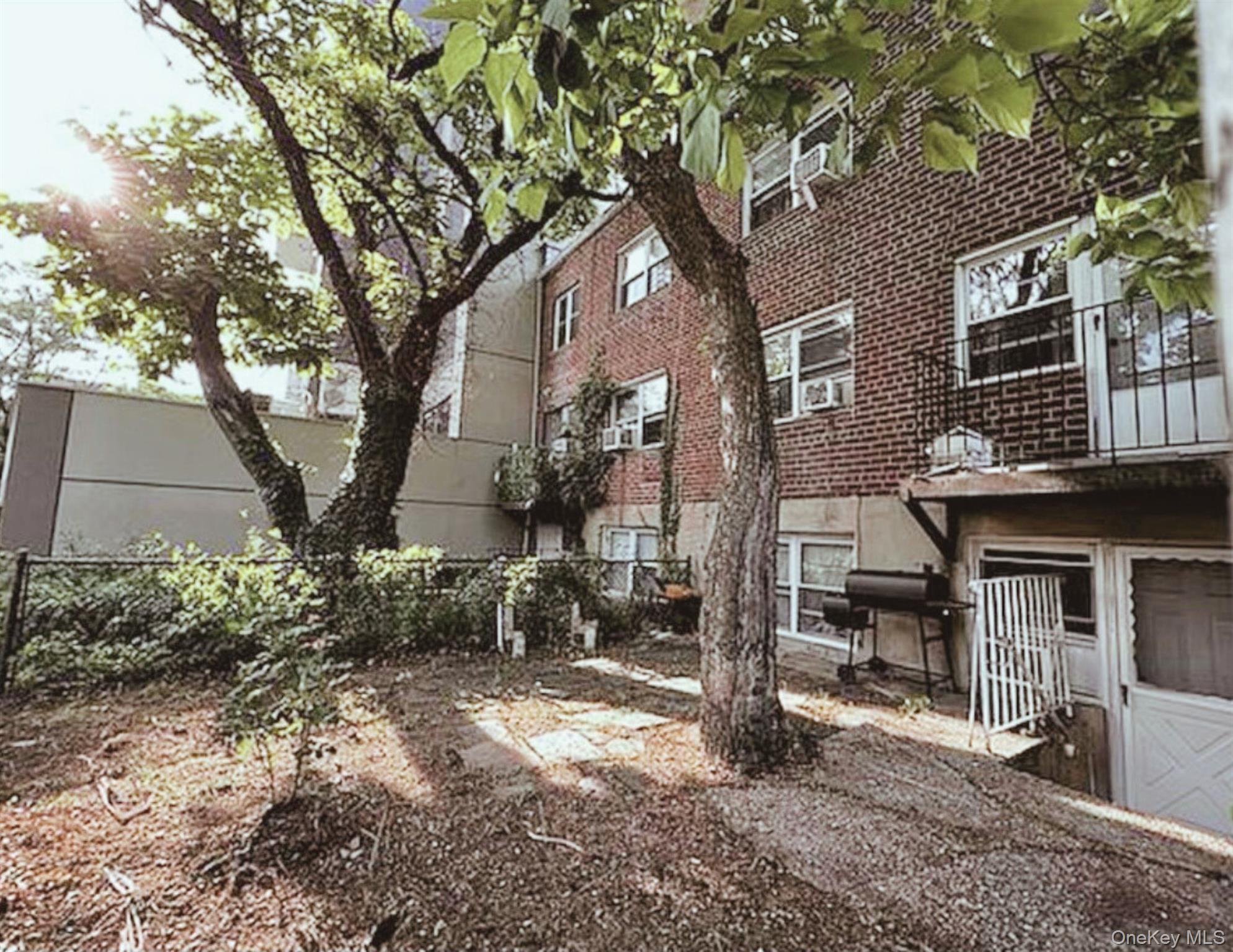 Apartment Wetherole Street  Queens, NY 11374, MLS-1032927-8