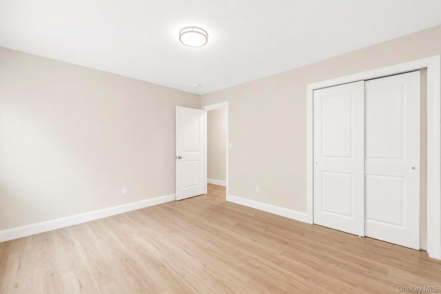 Single Family Bates Lane Suffolk County, NY 11961, MLS-1032928-24