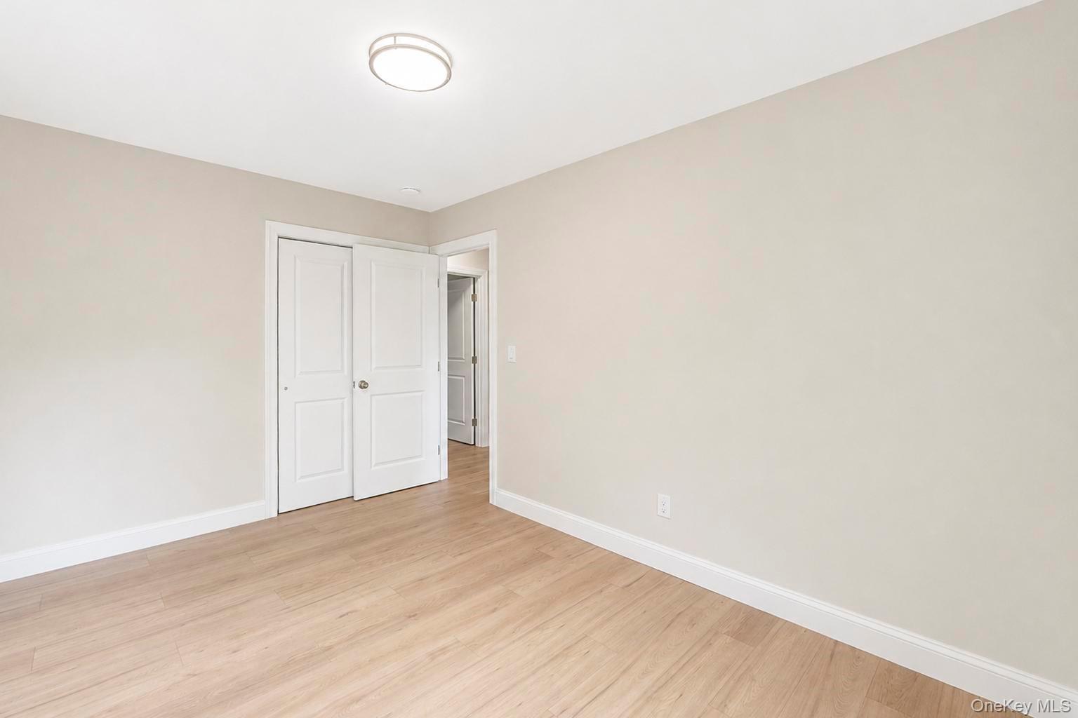 Single Family Bates Lane Suffolk County, NY 11961, MLS-1032928-26