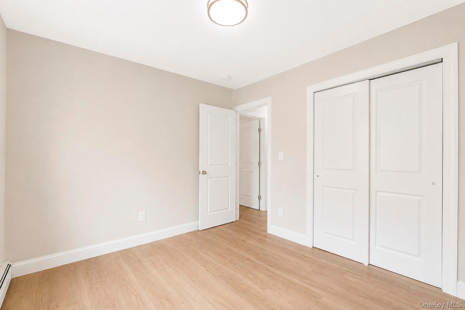 Single Family Bates Lane Suffolk County, NY 11961, MLS-1032928-28