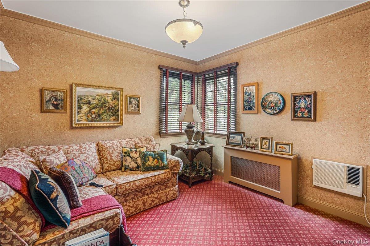 Single Family 222nd Street  Queens, NY 11364, MLS-1032945-17