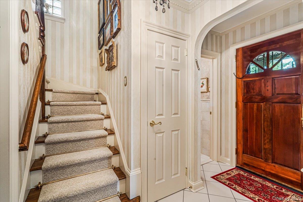 Single Family 222nd Street  Queens, NY 11364, MLS-1032945-8
