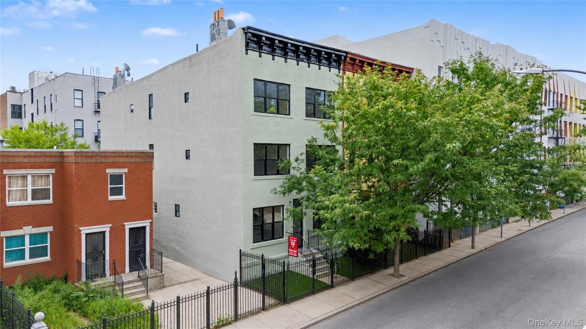 Single Family Grove Street  Brooklyn, NY 11221, MLS-1032946-2