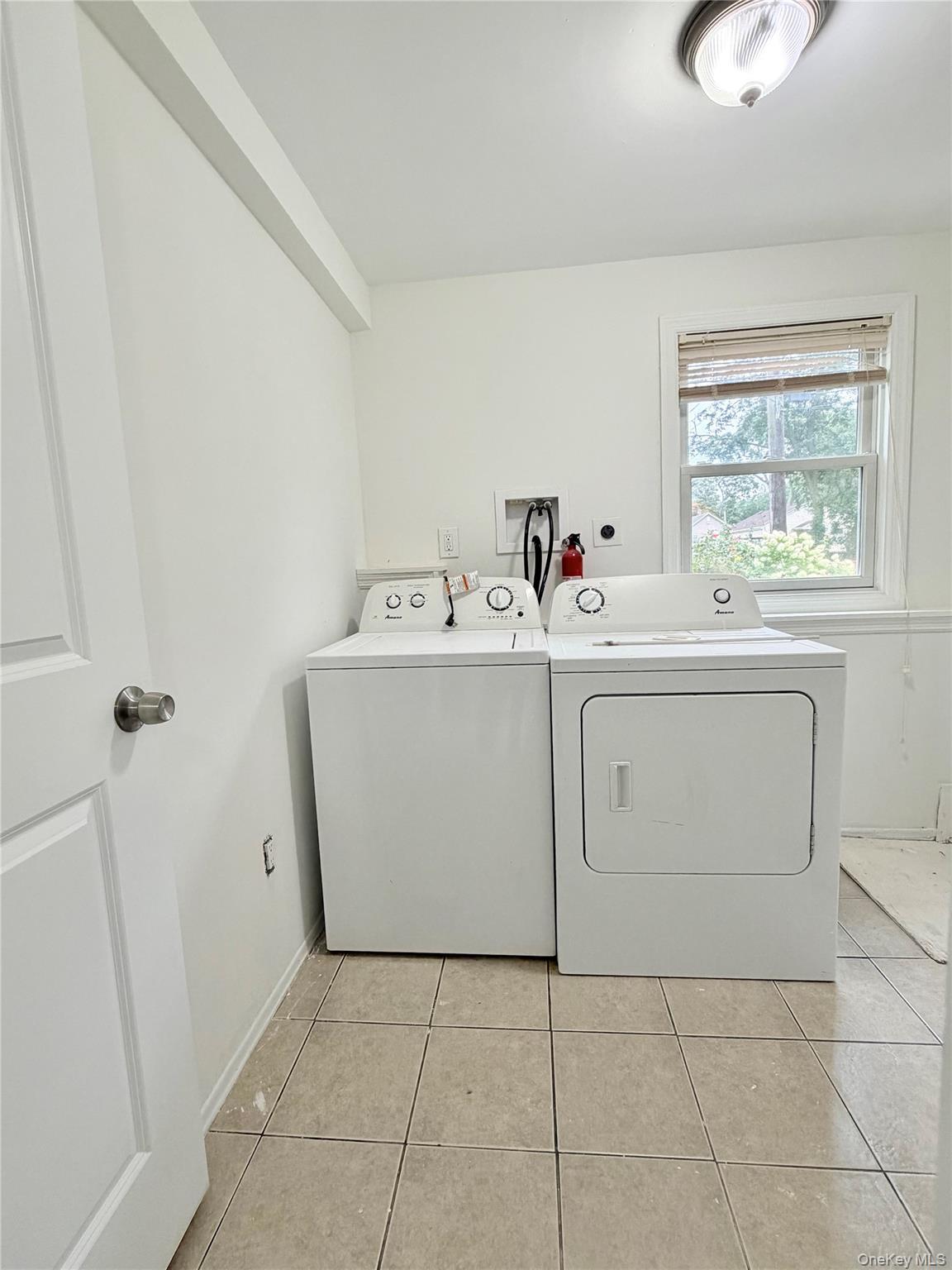 Single Family Dorchester Road Suffolk County, NY 11779, MLS-1032949-14