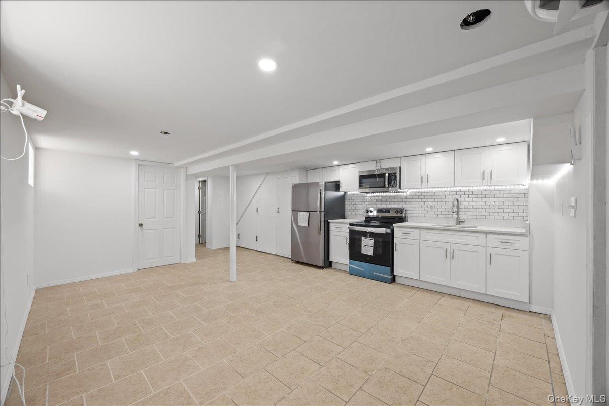 Single Family Seton Avenue Bronx, NY 10466, MLS-1032952-30