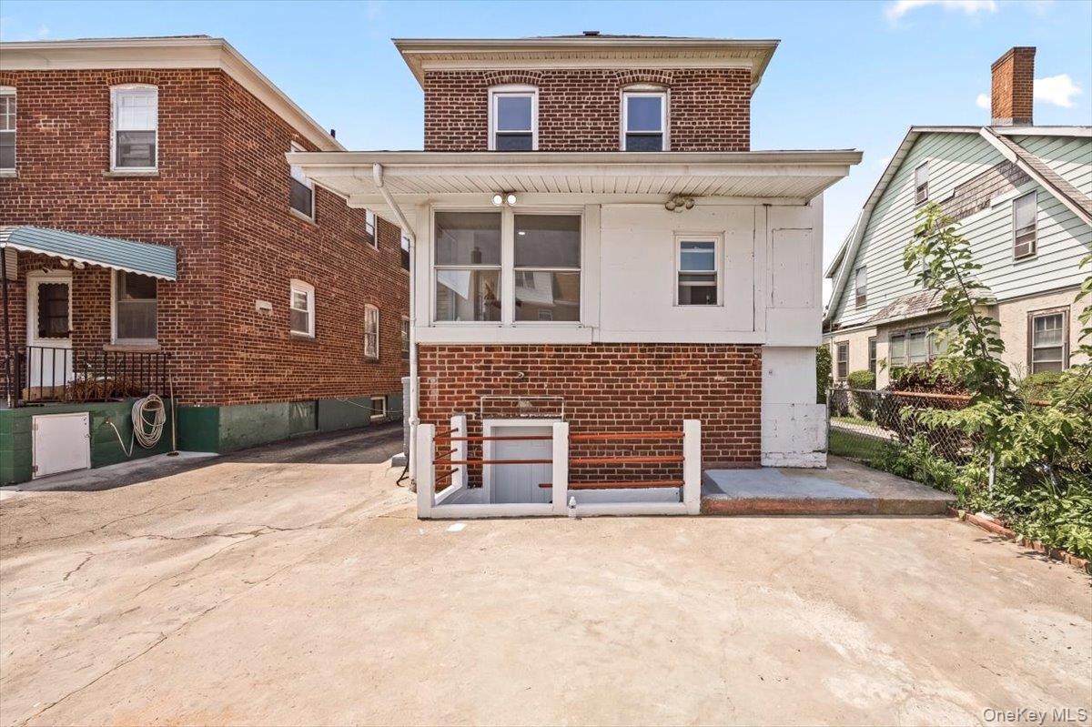 Single Family Seton Avenue Bronx, NY 10466, MLS-1032952-38