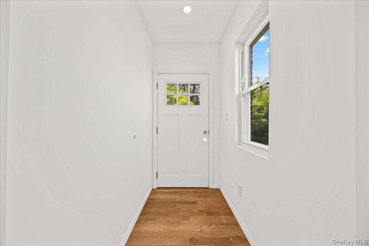 Single Family Seton Avenue Bronx, NY 10466, MLS-1032952-5