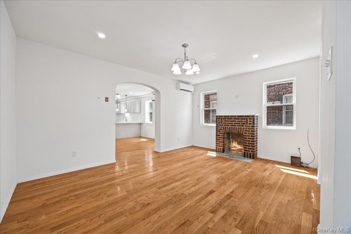 Single Family Seton Avenue Bronx, NY 10466, MLS-1032952-6
