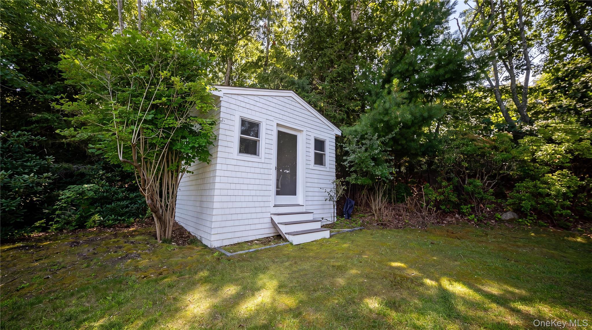 Single Family Breezy Drive  Suffolk County, NY 11963, MLS-1032956-32