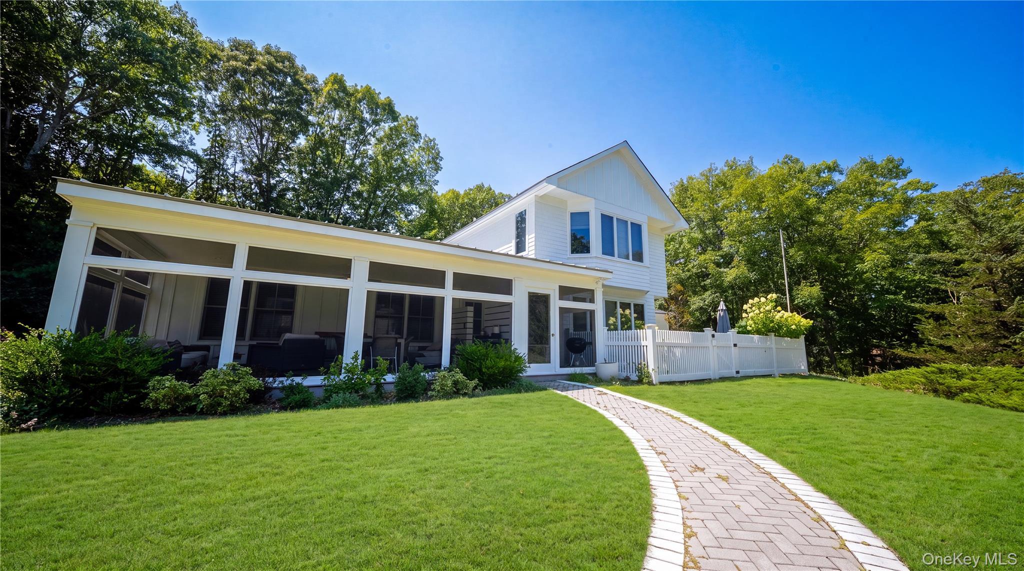 Single Family Breezy Drive  Suffolk County, NY 11963, MLS-1032956-37