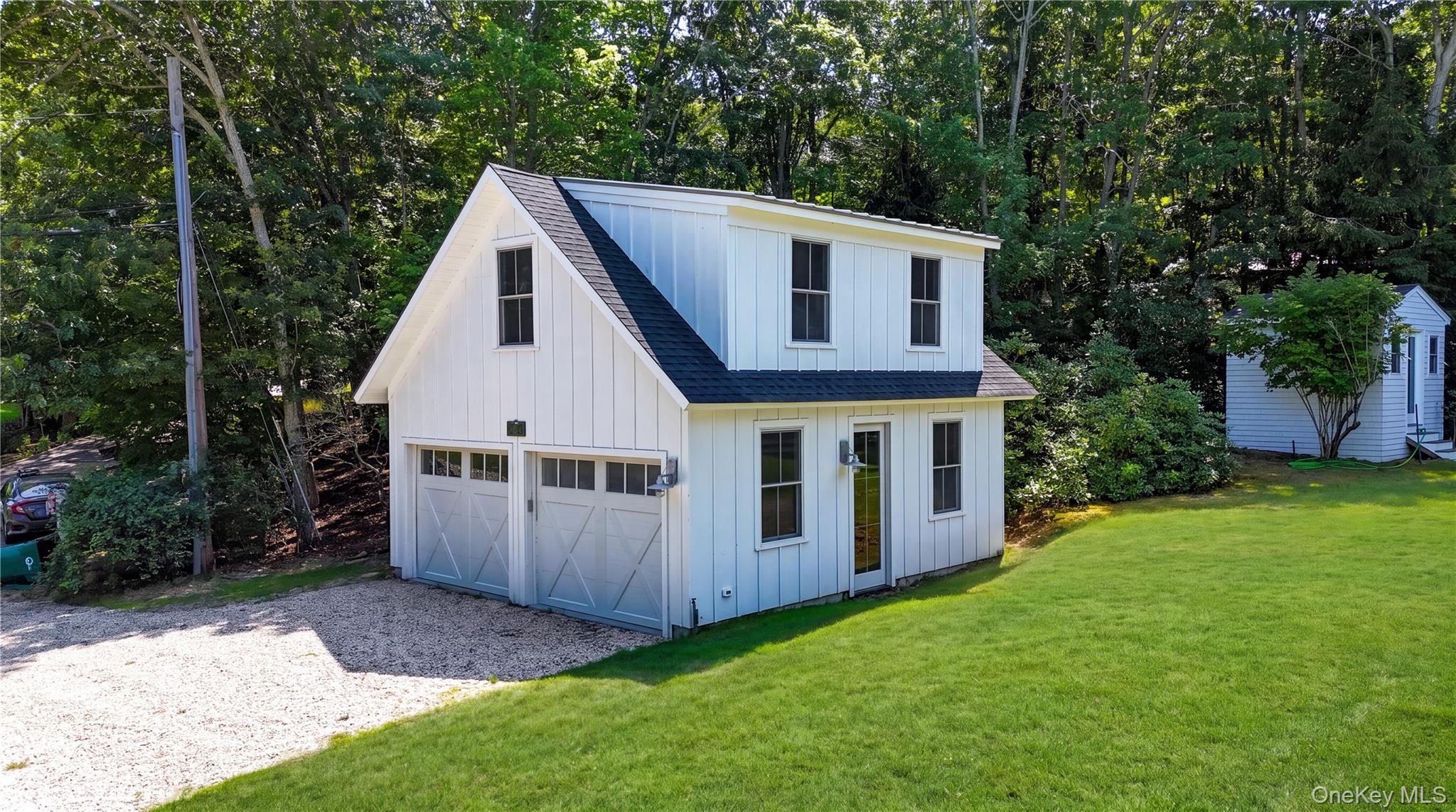 Single Family Breezy Drive  Suffolk County, NY 11963, MLS-1032956-38
