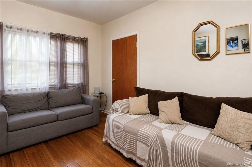 Single Family Milford Street  Brooklyn, NY 11208, MLS-1032959-4