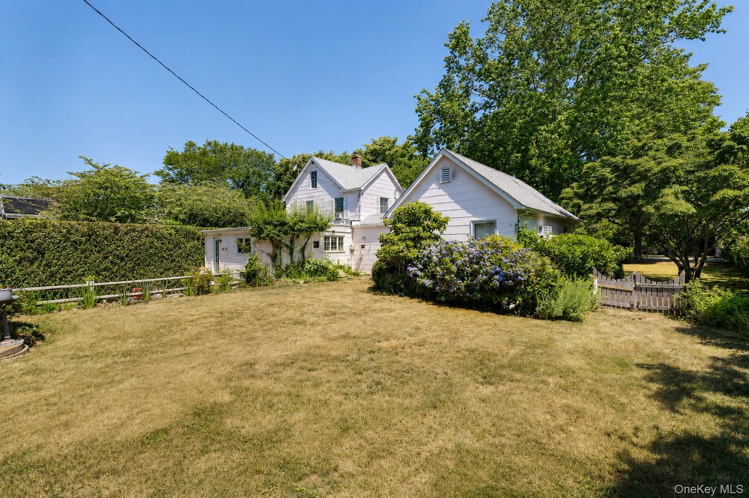 Single Family Buell Lane Suffolk County, NY 11937, MLS-1032960-8