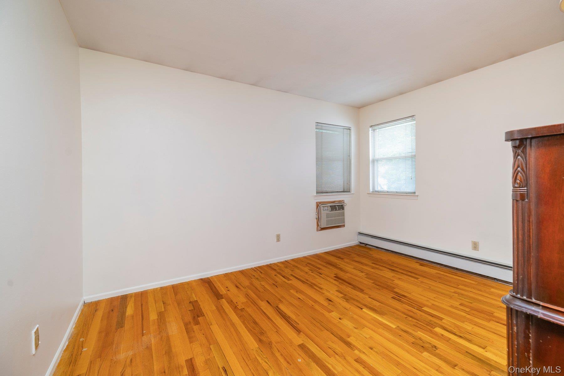 Single Family Washington Drive Nassau County, NY 11566, MLS-1032980-8