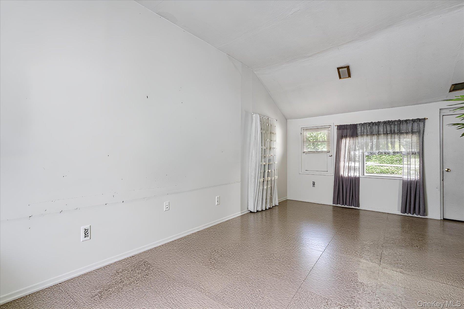 Single Family Old Country Road Suffolk County, NY 11747, MLS-1032983-14