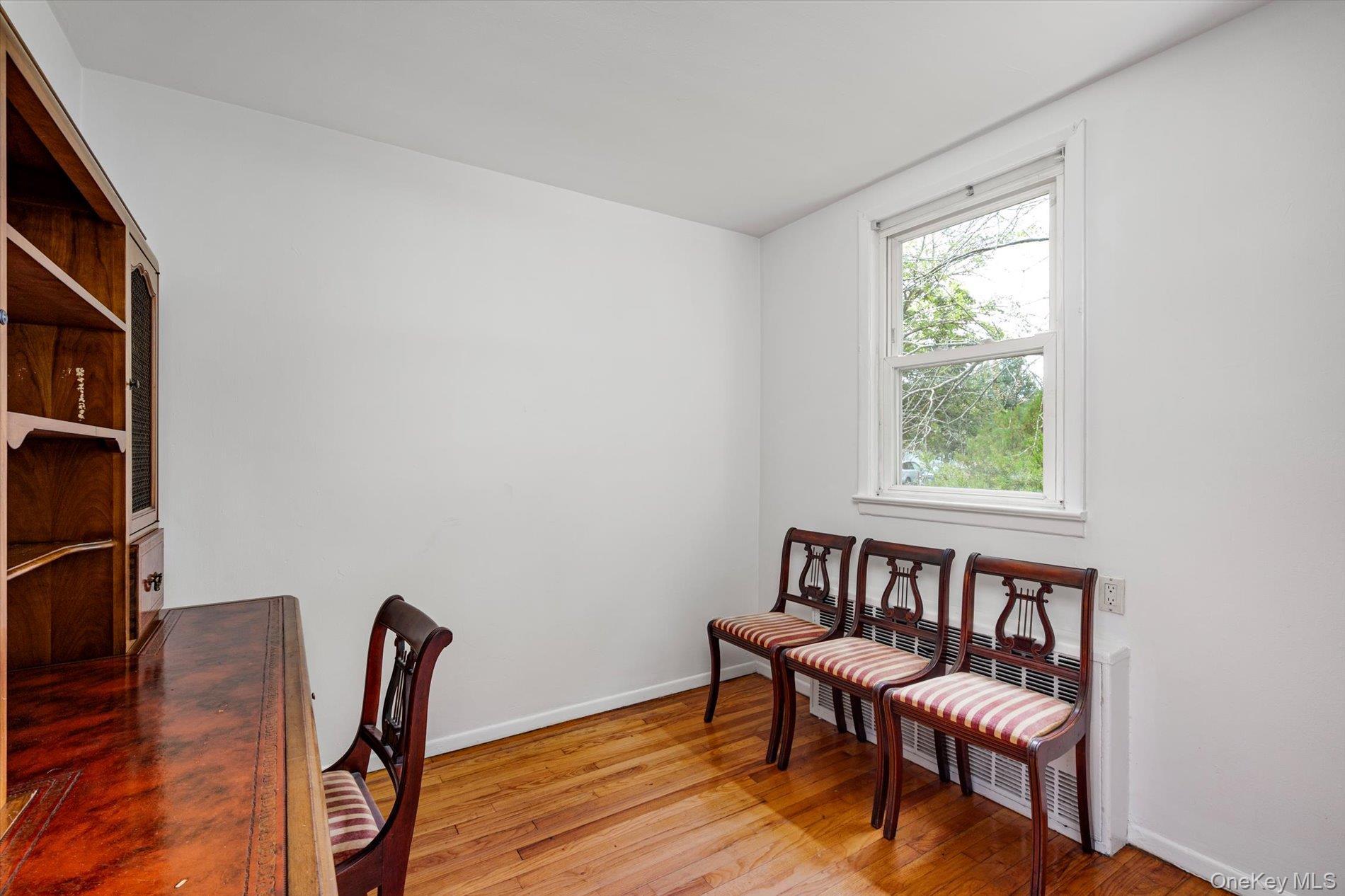 Single Family Old Country Road Suffolk County, NY 11747, MLS-1032983-9