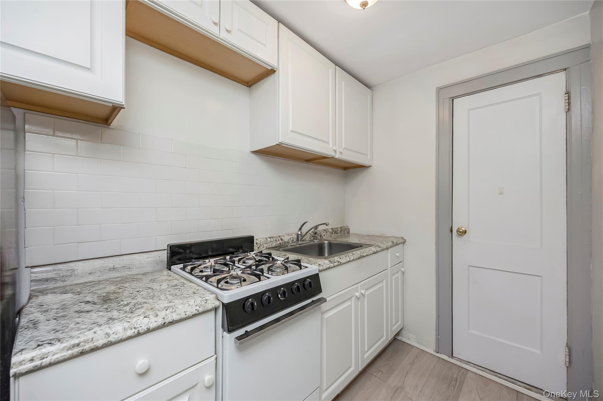 Single Family Pitkin Avenue Queens, NY 11417, MLS-1032995-16