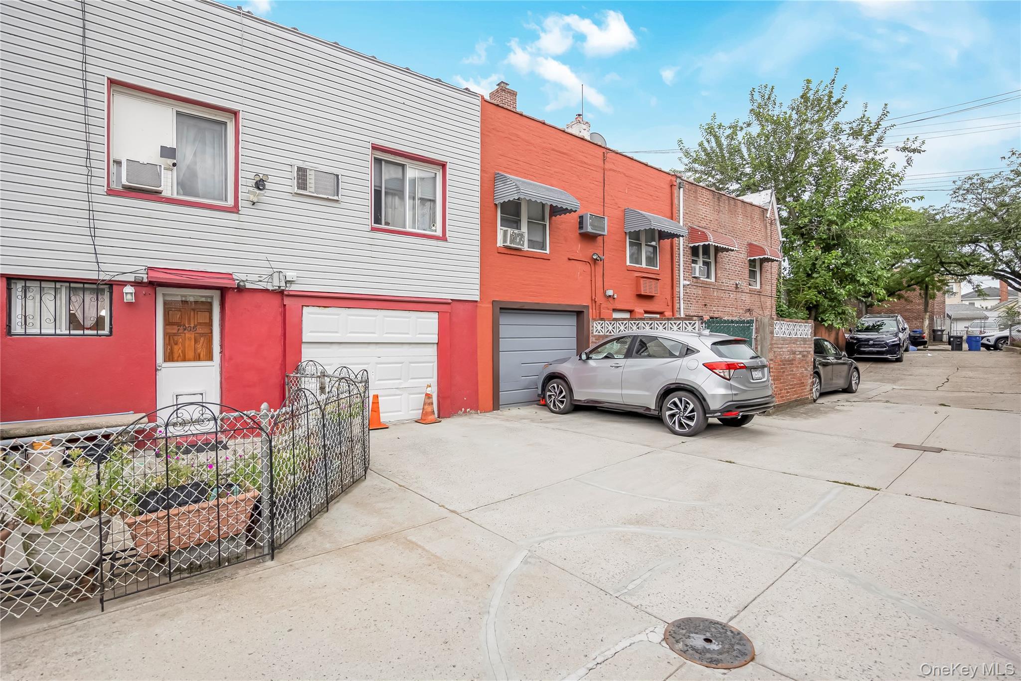 Single Family Pitkin Avenue Queens, NY 11417, MLS-1032995-28