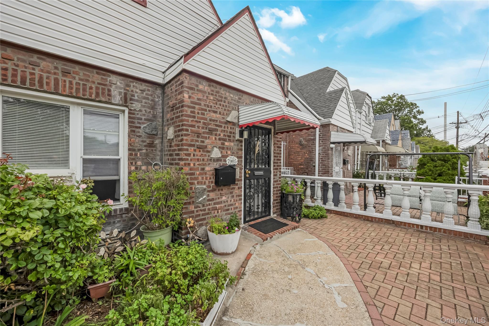 Single Family Pitkin Avenue Queens, NY 11417, MLS-1032995-3