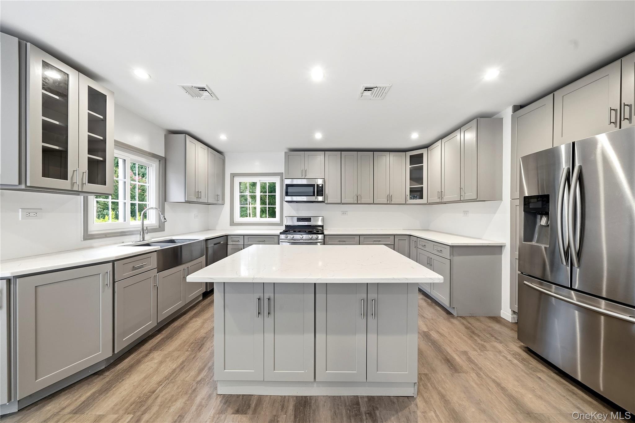 Single Family Addison Lane Nassau County, NY 11548, MLS-1032997-10