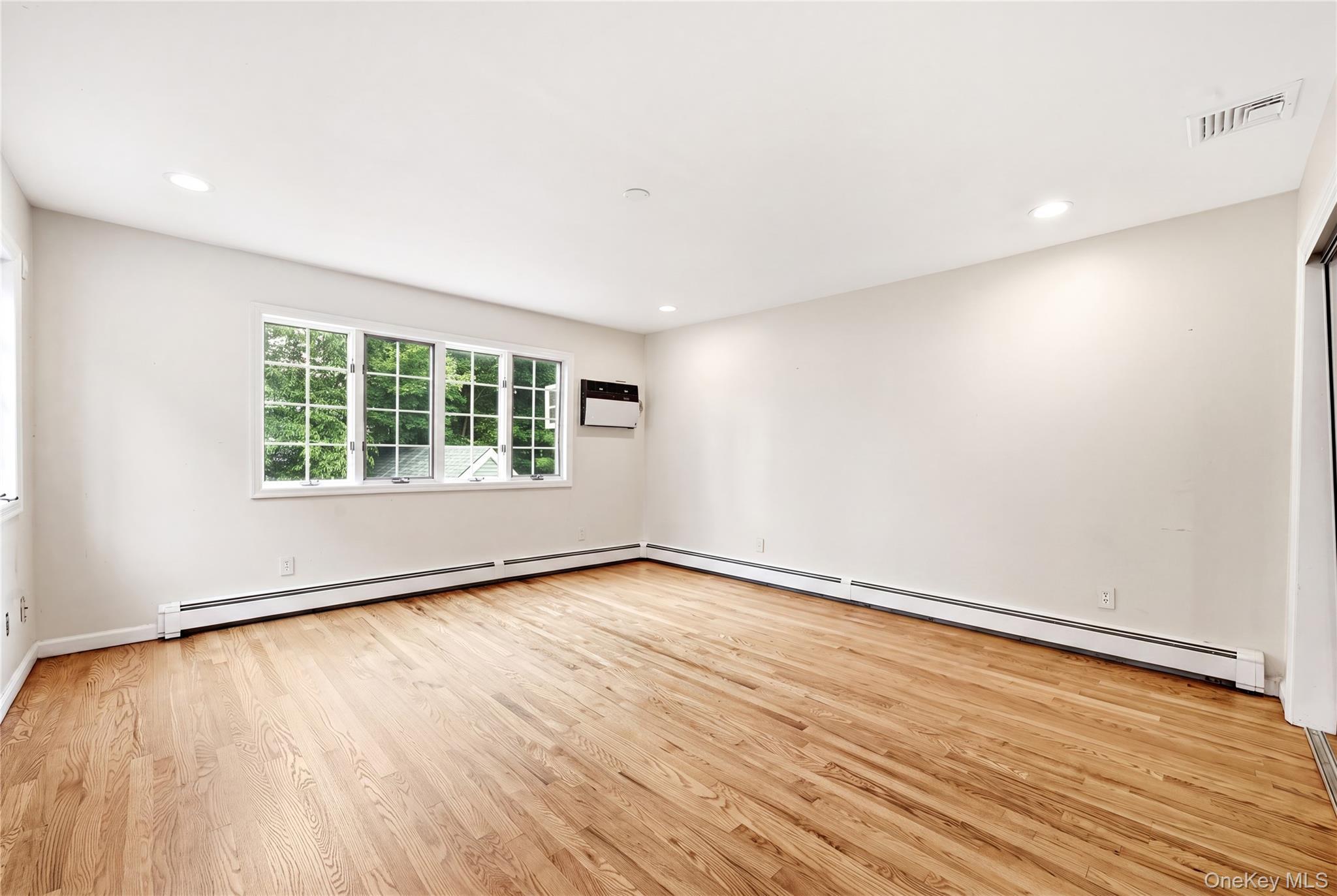 Single Family Addison Lane Nassau County, NY 11548, MLS-1032997-24