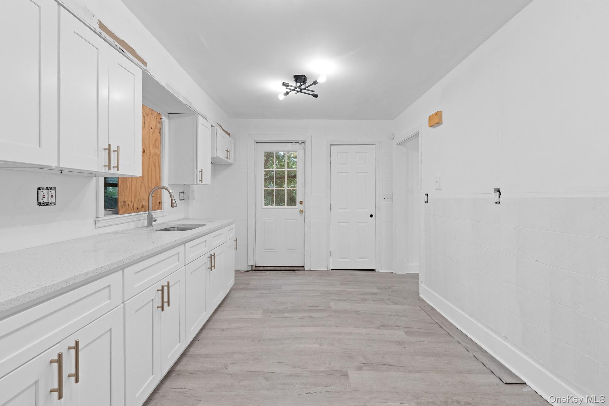 Single Family Caryl Avenue Westchester County, NY 10705, MLS-1032999-4